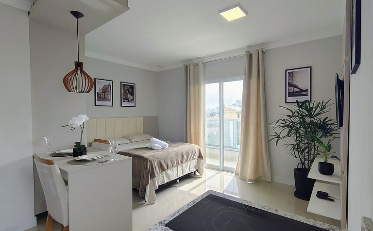 st11 | Studio encantador com AC a 8min do centro!
