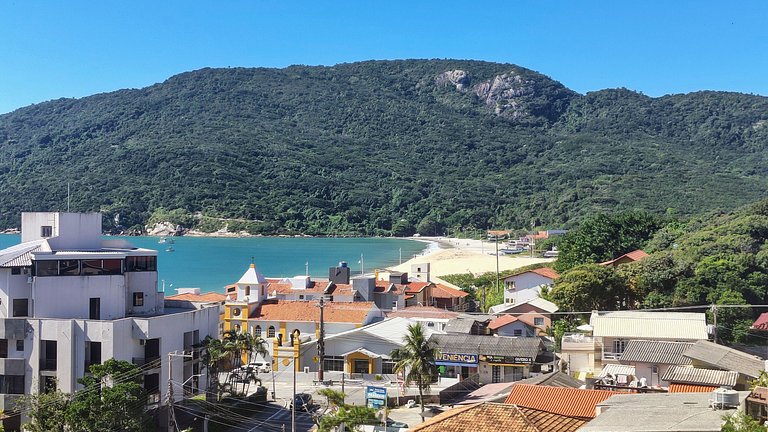 Apto em HomeClub top! Frente mar A/C e 02 garagens